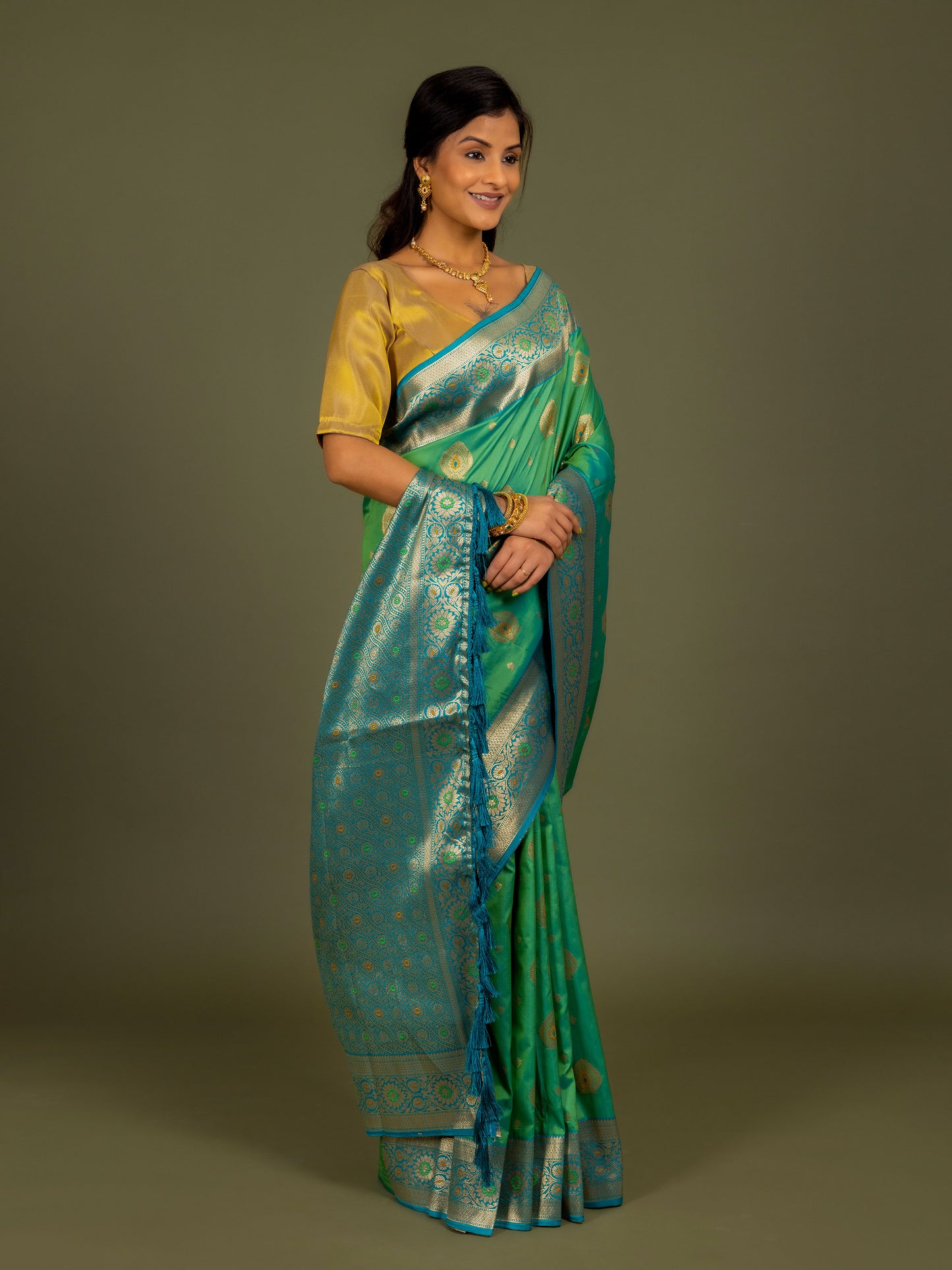Pista Soft Silk Saree With weaving Border