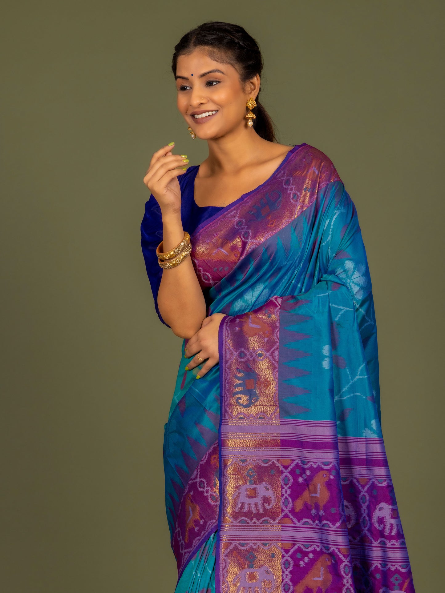 Blue And Purple Pochampalli Ikat Silk Saree