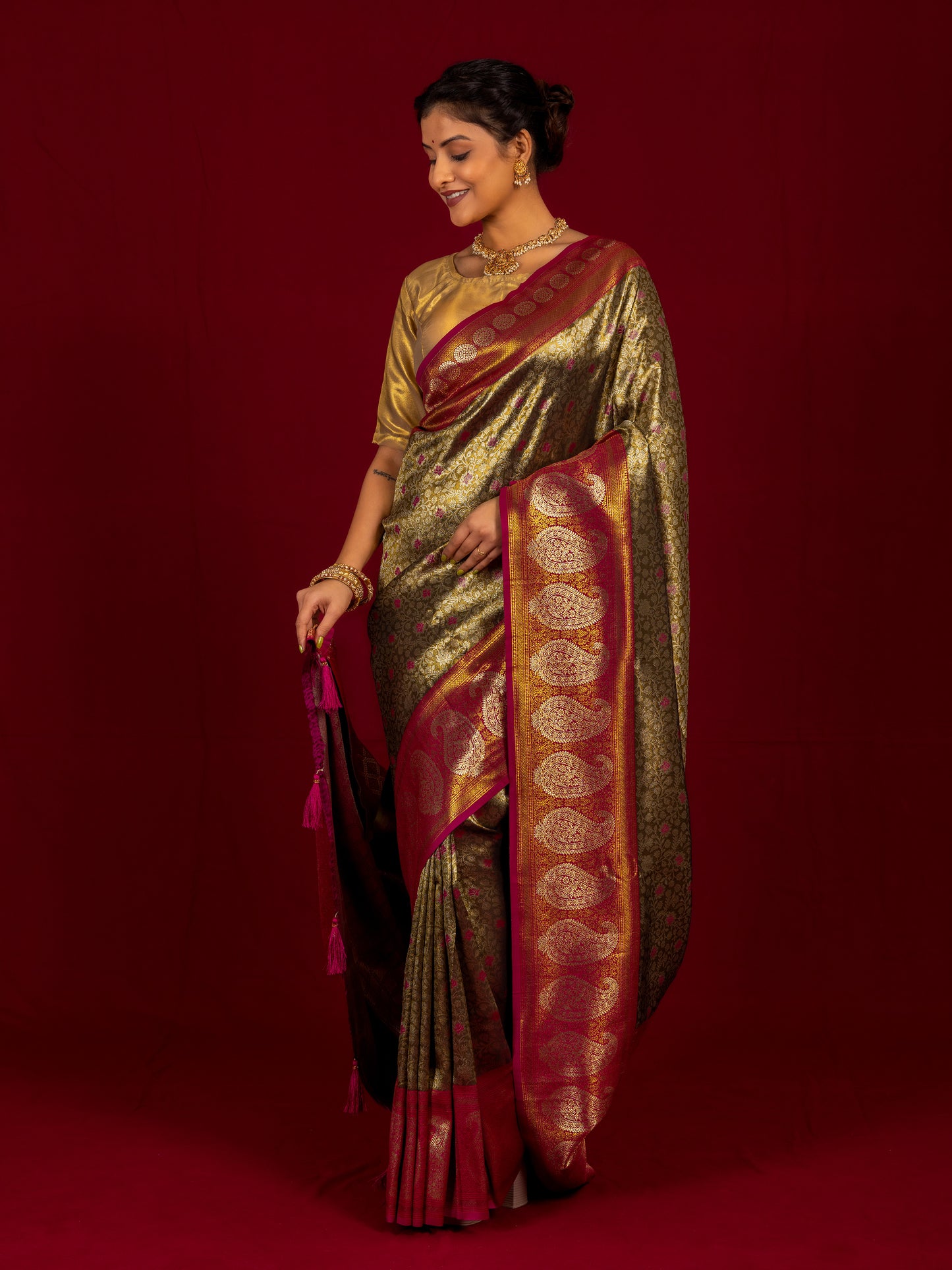 Mehndi Kanjivaram Tissue Silk Saree