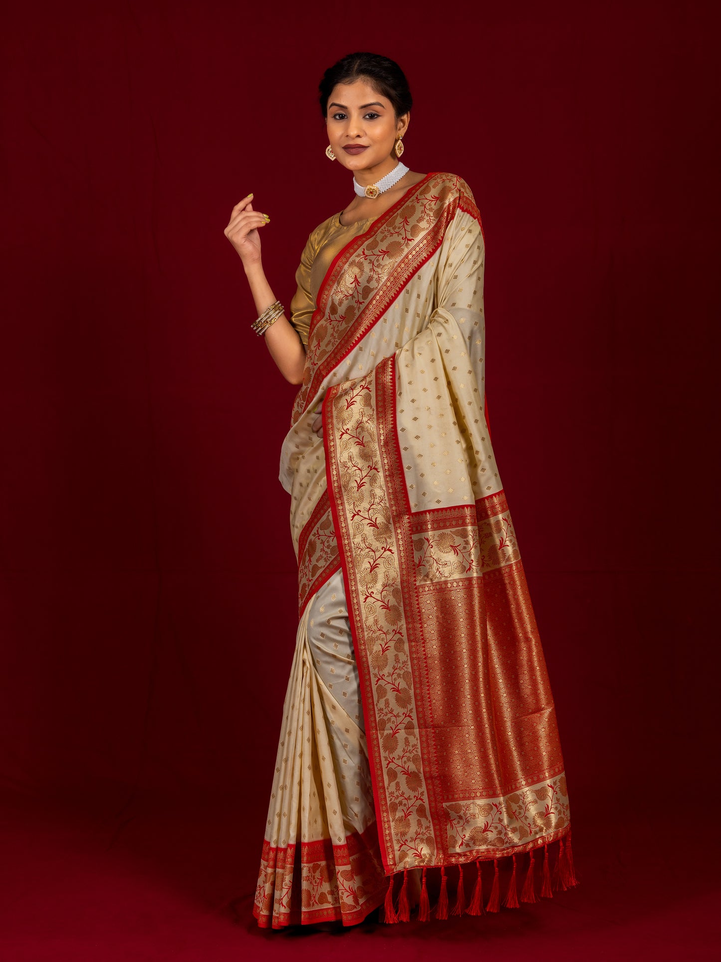 Fog Cream Banarasi Katan Silk Saree