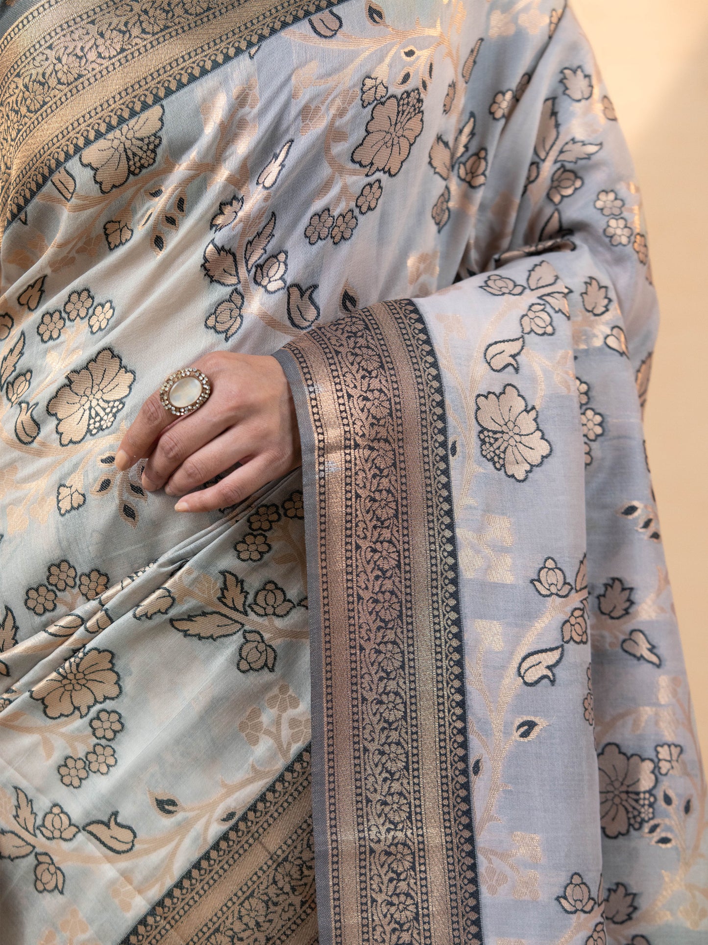 Grey and Black Linen Woven Saree