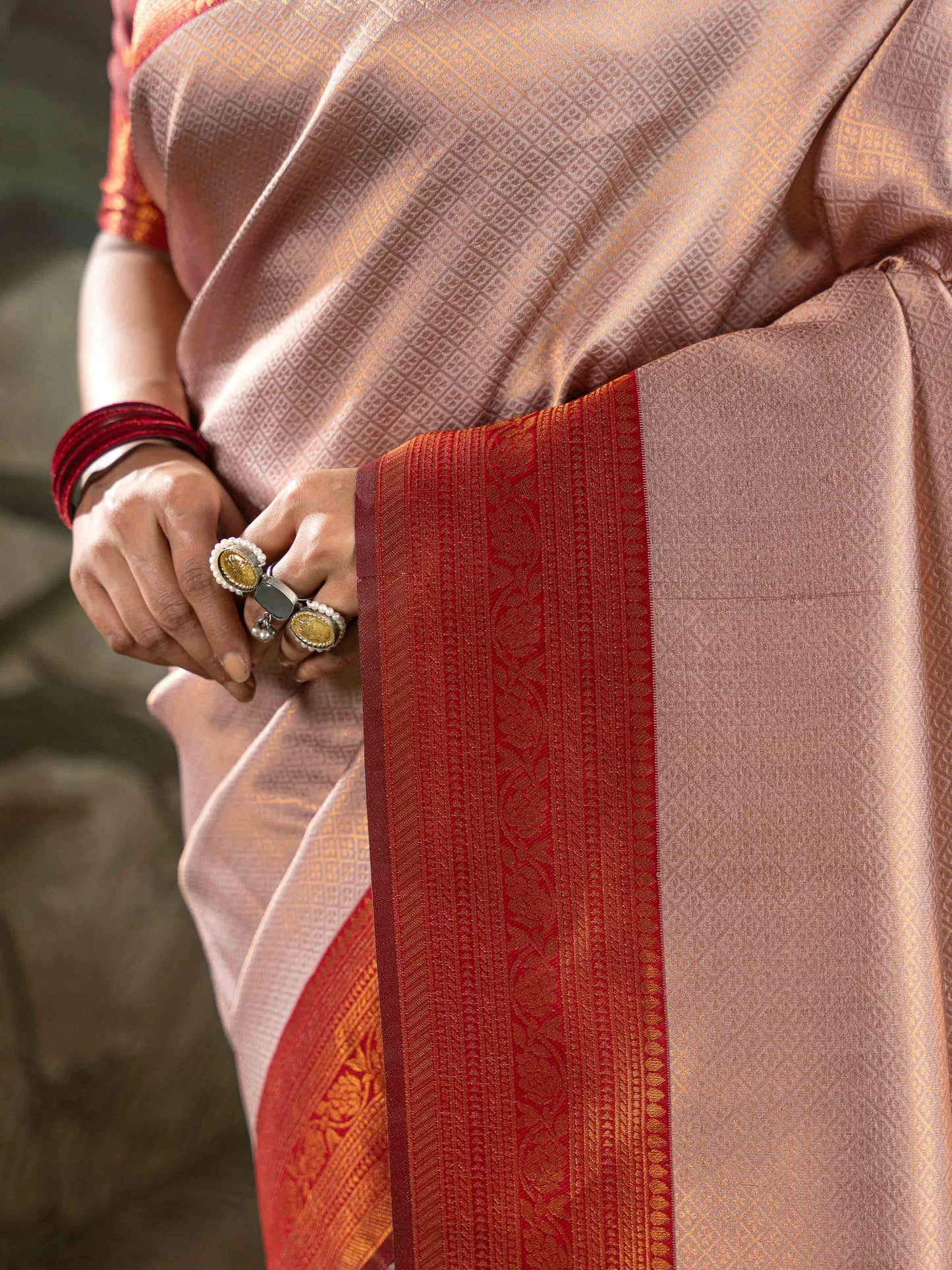Antique Rose with Vermilion Red Zari Woven Kanjivaram Saree