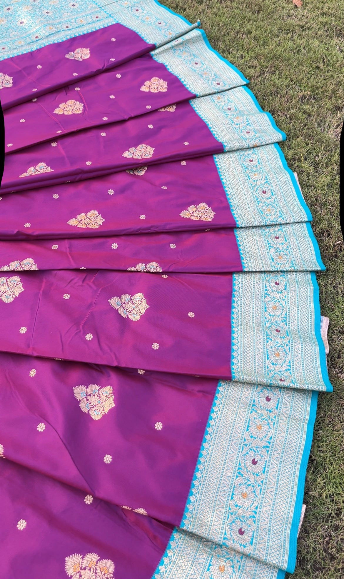 Deep Purple Zari Woven Banrasi Saree