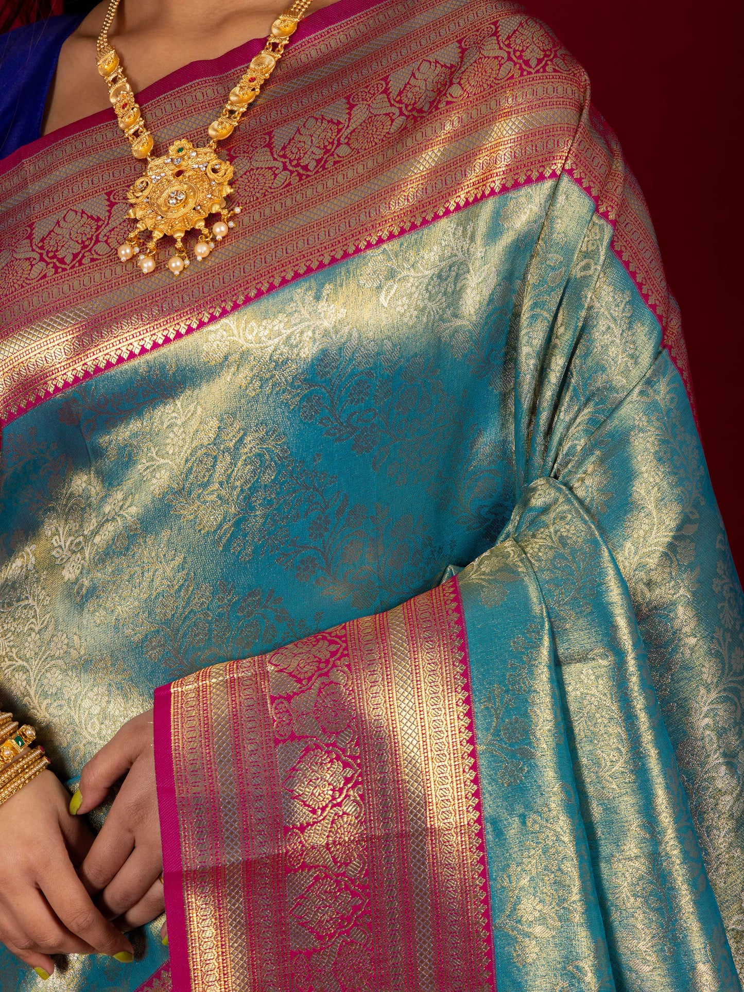 Opulent Turquoise and Rani Kanjivaram Pattu Silk Saree