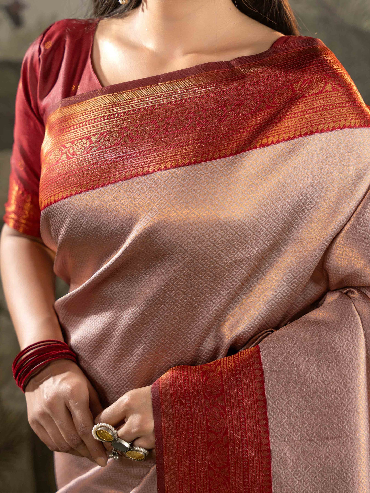 Antique Rose with Vermilion Red Zari Woven Kanjivaram Saree